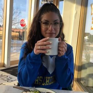 Meet your Posher, Angelina